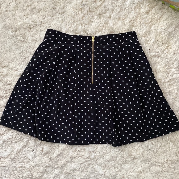 Forever 21 polka dot skirt - Picture 2 of 4